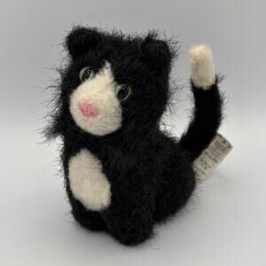 American Girl 2012 RETIRED Licorice Cat Plush Articulated Tail F0882
